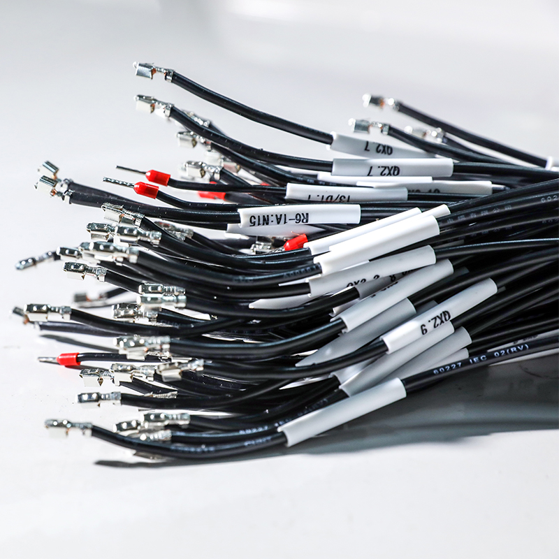 61穿號碼管機，多線型穿號碼管機，穿號碼管端子機，全自動號碼管機端子機